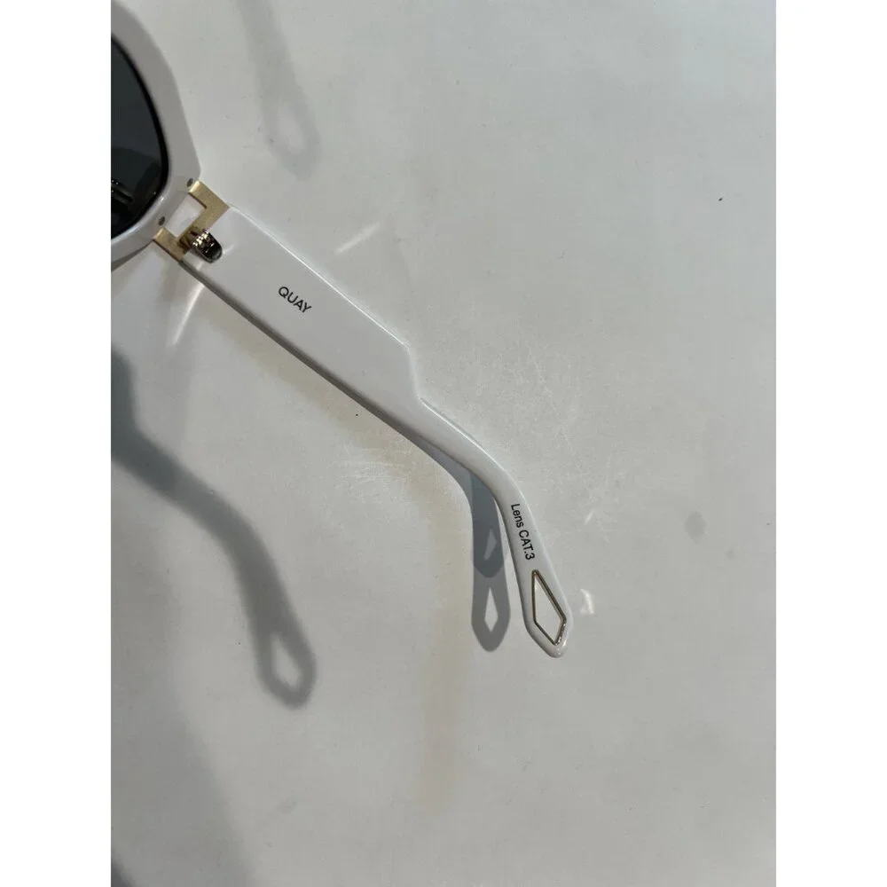 Quay Cateye Sunglasses in White - Picture 3 of 4